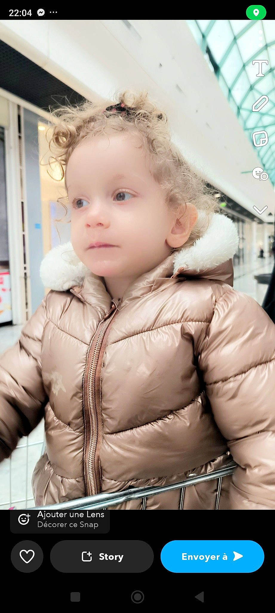 Aya participe au concours pour gagner de l'argent avec cette photo : baby, blond, cheek, cool, eyelash, face, flash_photography, fun, fur, fur_clothing, happy, jacket, leather_jacket, nose, outerwear, parka, person, skin, sleeve, toddler