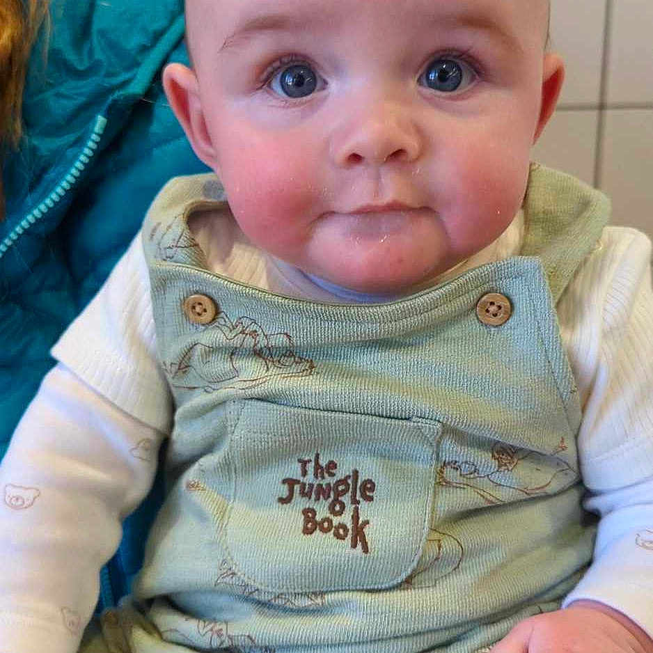 Philo joined the competition — help win amazing prizes! baby, blanket, clothing, cushion, face, furniture, happy, head, homedecor, indoors, jeans, newborn, pants, person, photography, portrait, quilt, sitting, smile, t_shirt