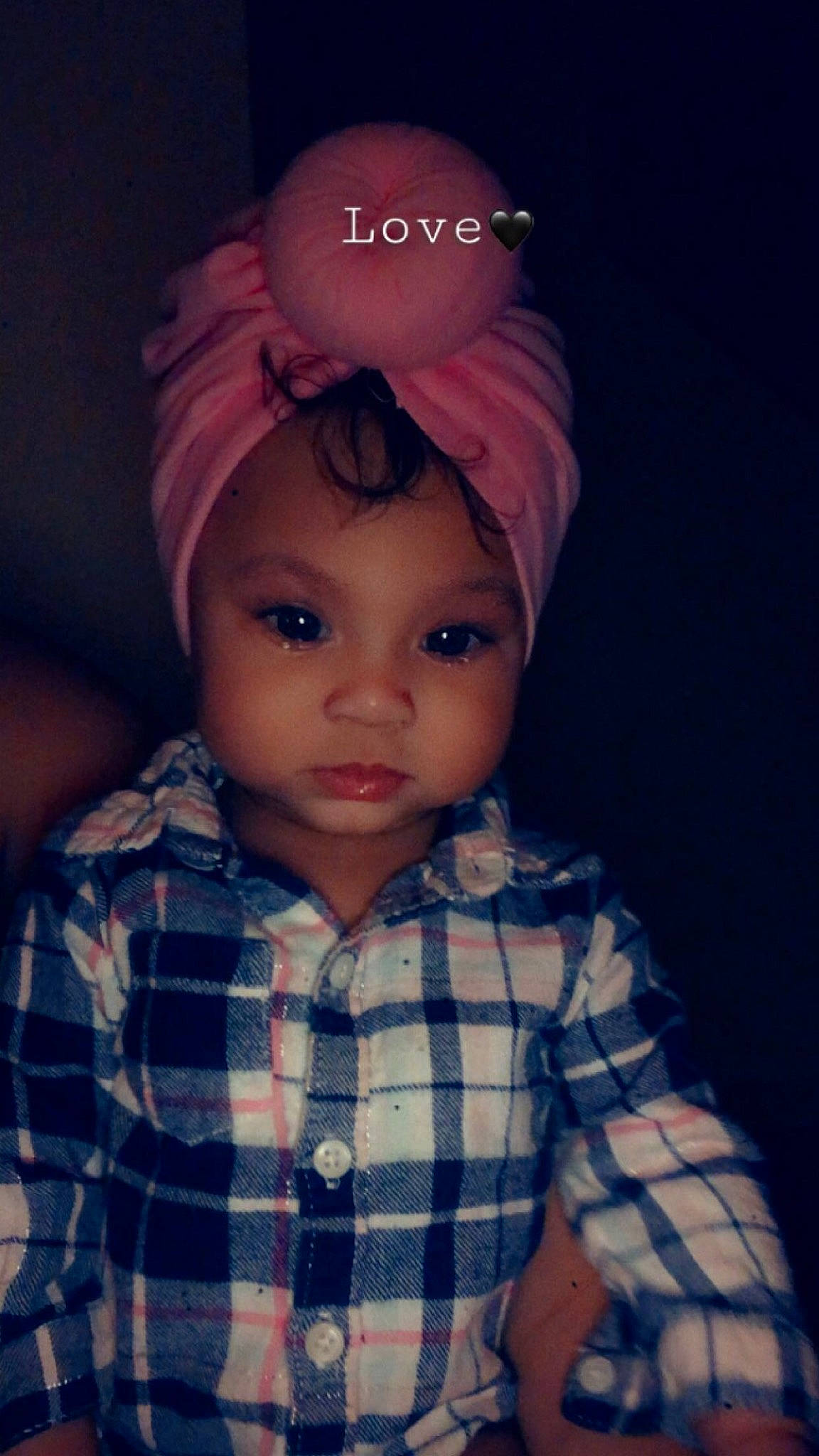 Keliana is registered to the contest to win money with this photo: cap, cheek, chin, cloud, cool, eyebrow, eyelash, flash_photography, forehead, headgear, headwear, iris, lip, nose, organ, person, plaid, skin, sleeve, standing