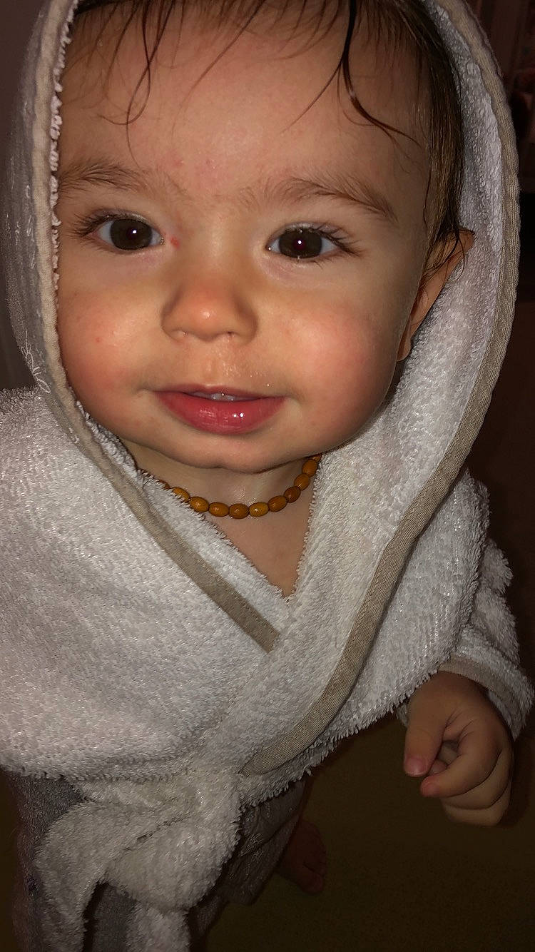 Nathanaël participe au concours pour gagner de l'argent avec cette photo : baby, beauty, cheek, child, chin, close_up, eye, eyebrow, face, facial_expression, forehead, head, iris, lip, mouth, nose, organ, person, skin, smile