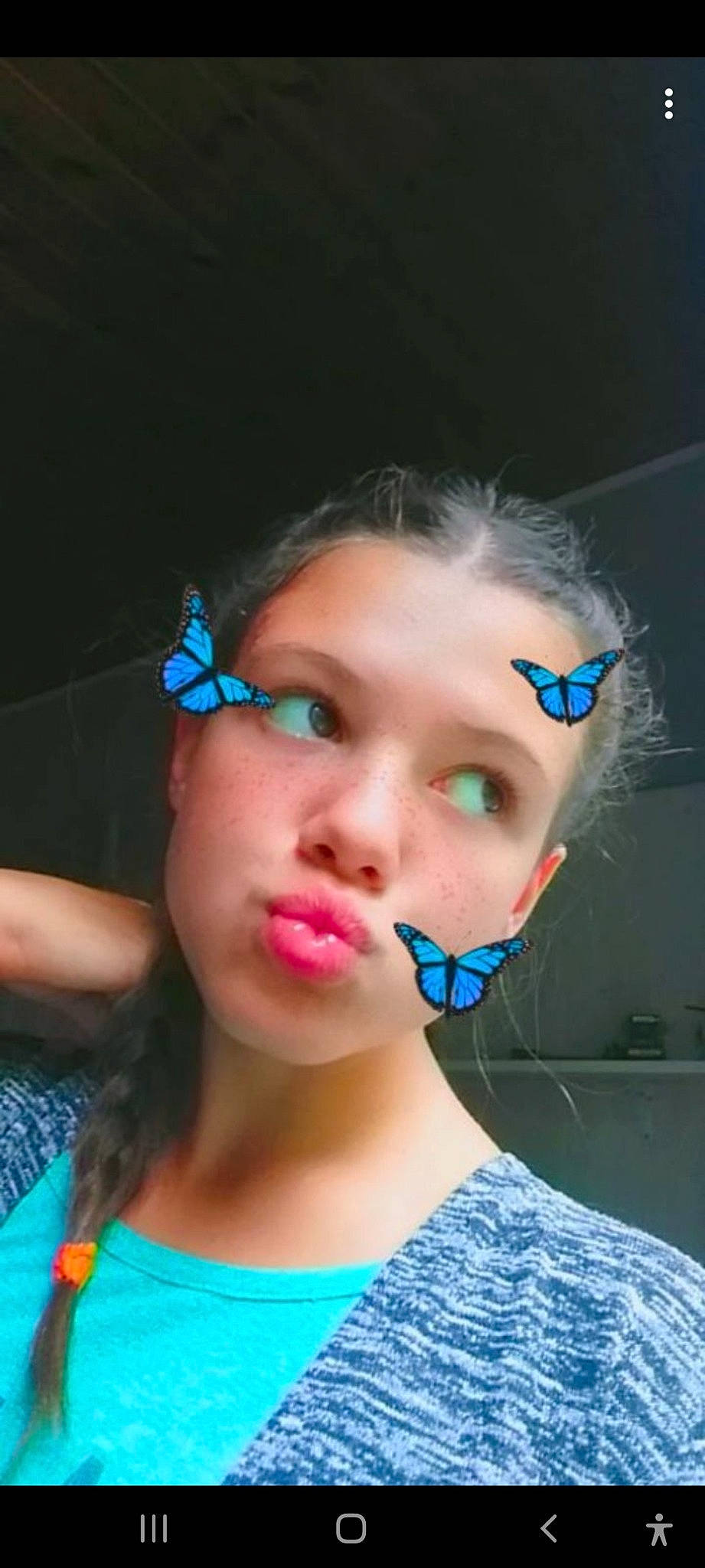 Emiliana a rejoint le concours — aidez-le/la à gagner de superbes lots ! black_hair, blue, cheek, chin, ear, earrings, eyebrow, eyelash, eyewear, face, facial_expression, flash_photography, iris, jaw, lip, mouth, neck, nose, person, skin