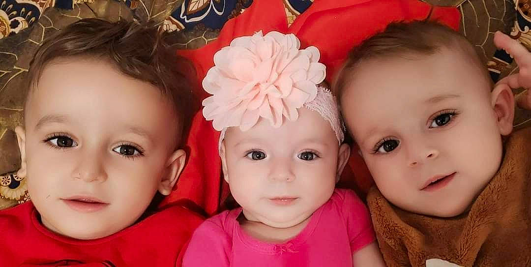 Arianna is registered to the contest to win money with this photo: baby_toddler_clothing, cheek, chin, ear, eyebrow, eyelash, face, hair, happy, headgear, headwear, iris, lip, mouth, nose, organ, person, pink, product, skin