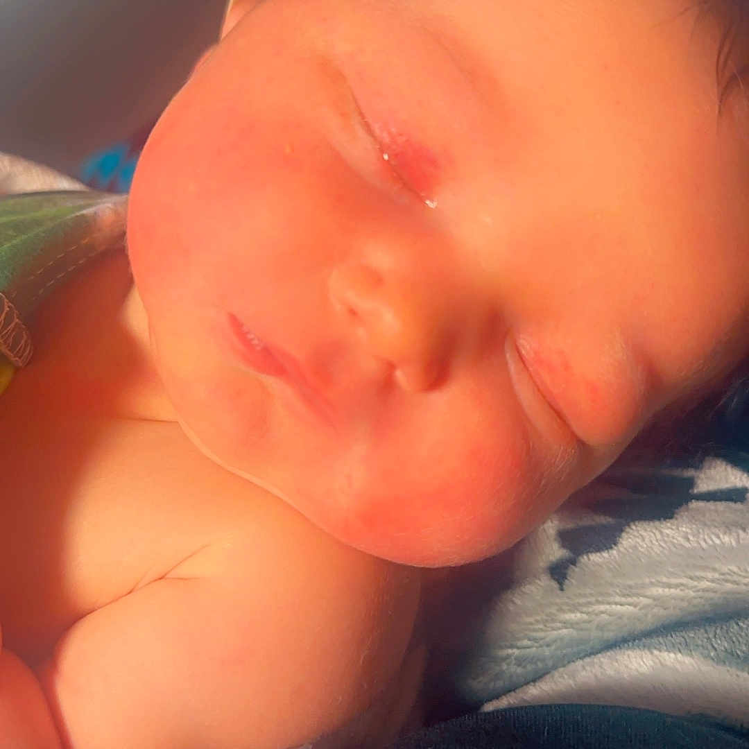 Blakelynn joined the competition — help win amazing prizes! baby, bed, bedroom, blanket, cradle, cushion, face, furniture, head, homedecor, indoors, newborn, person, photography, portrait, quilt, room, sleeping