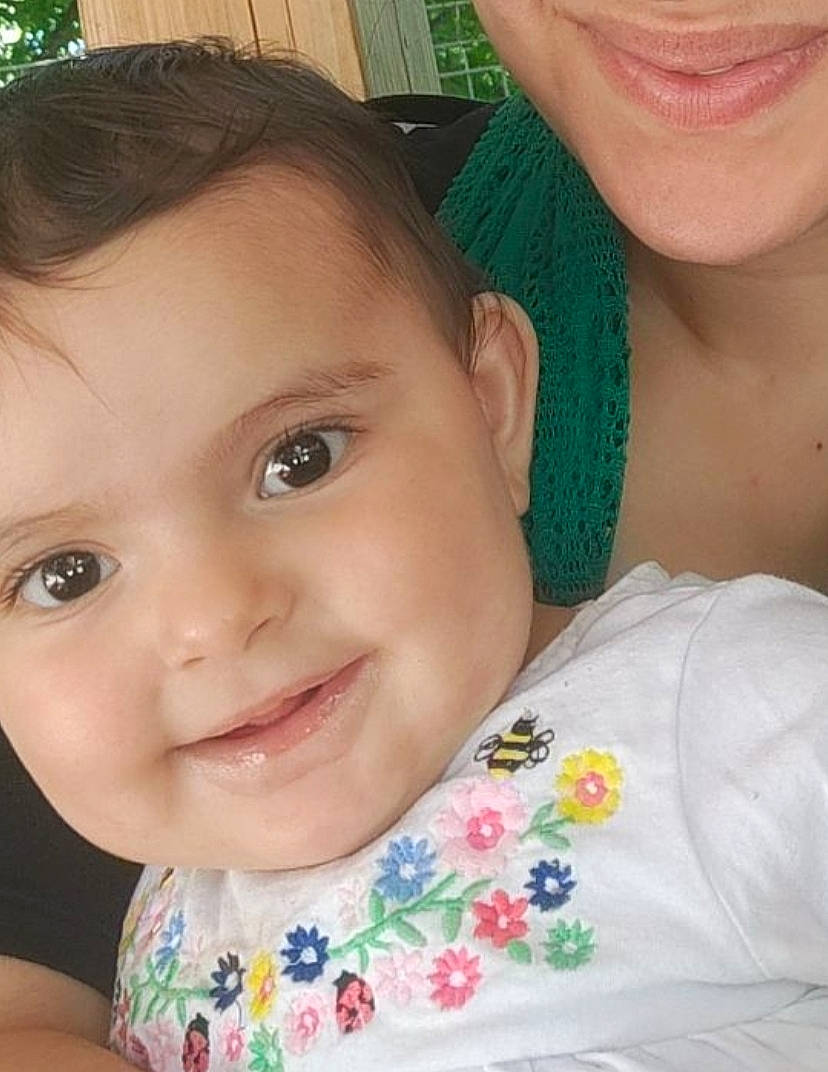 Jasmine participe au concours pour gagner de l'argent avec cette photo : cheek, chin, ear, eye, eyebrow, eyelash, face, facial_expression, forehead, hairstyle, head, human, joy, lip, mouth, neck, nose, organ, person, skin