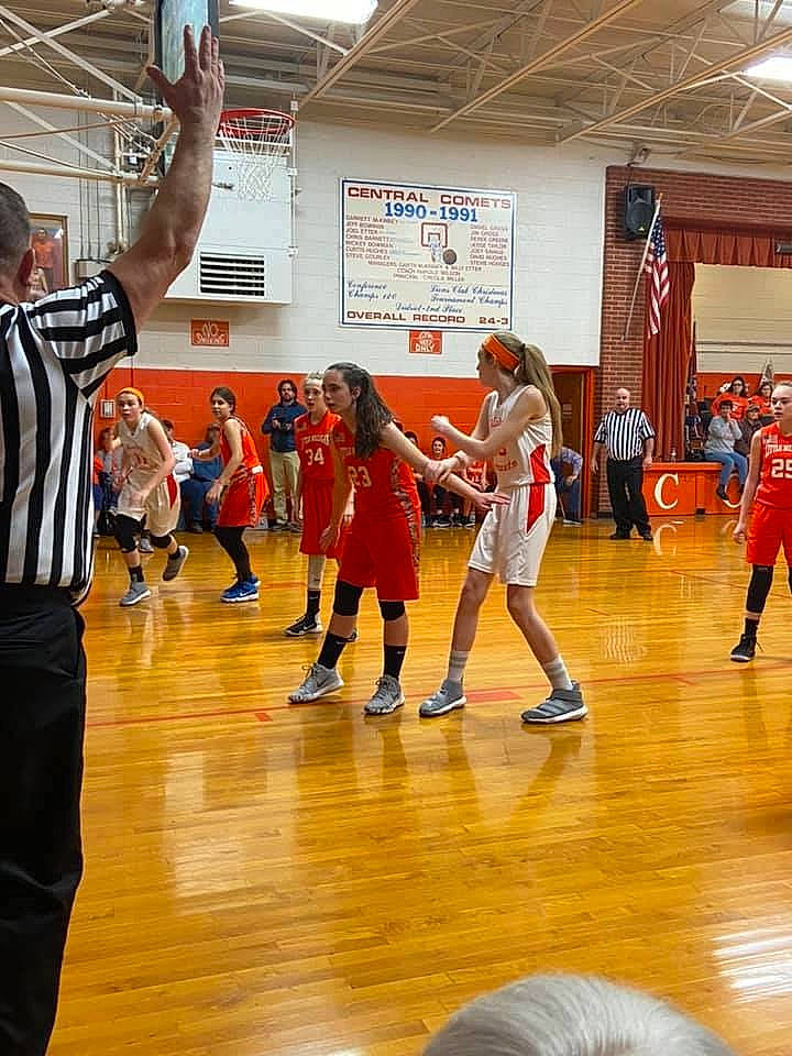 Katelynn joined the competition — help win amazing prizes! ball, ball_game, basketball, basketball_court, basketball_moves, basketball_player, competition_event, person, player, sport_venue, sports, sports_equipment, team_sport, tournament