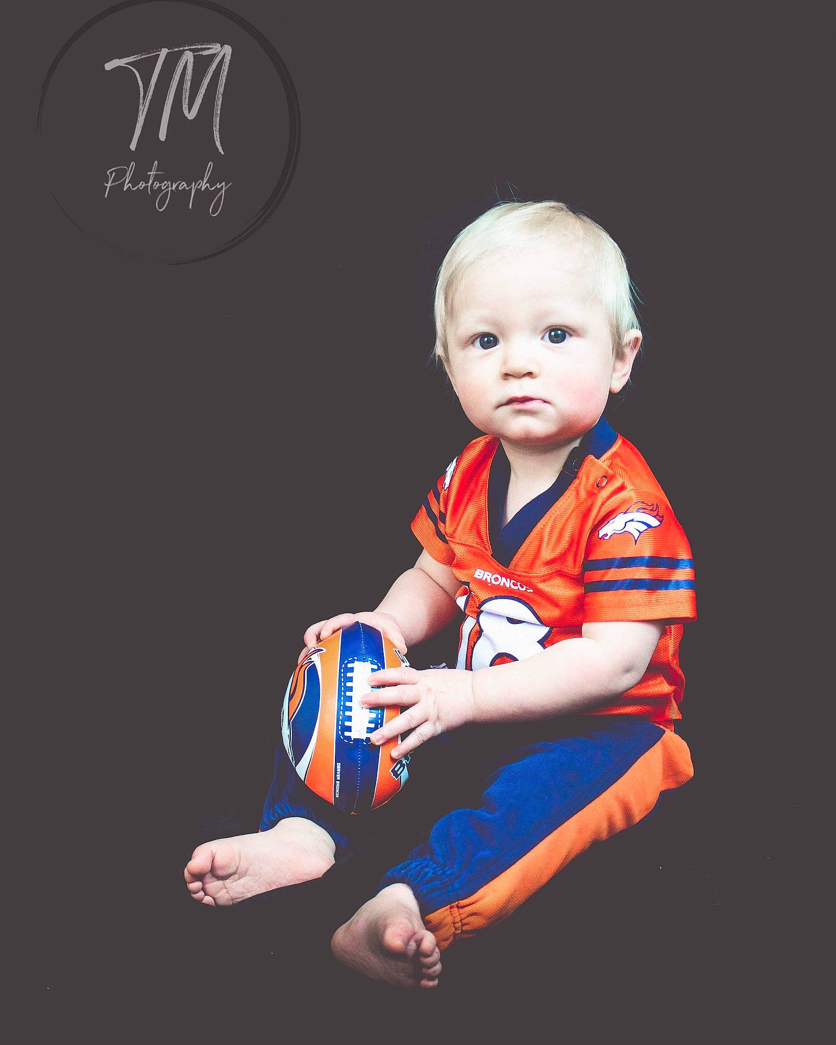 Mackinnon joined the competition — help win amazing prizes! arm, baby, baby_products, child, finger, person, photography, product, sitting, sleeve, t_shirt, toddler