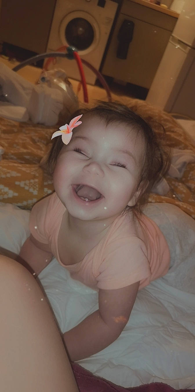 Nyna participe au concours pour gagner de l'argent avec cette photo : baby, cheek, child, face, facial_expression, fun, head, lip, mouth, nose, person, skin, smile, toddler