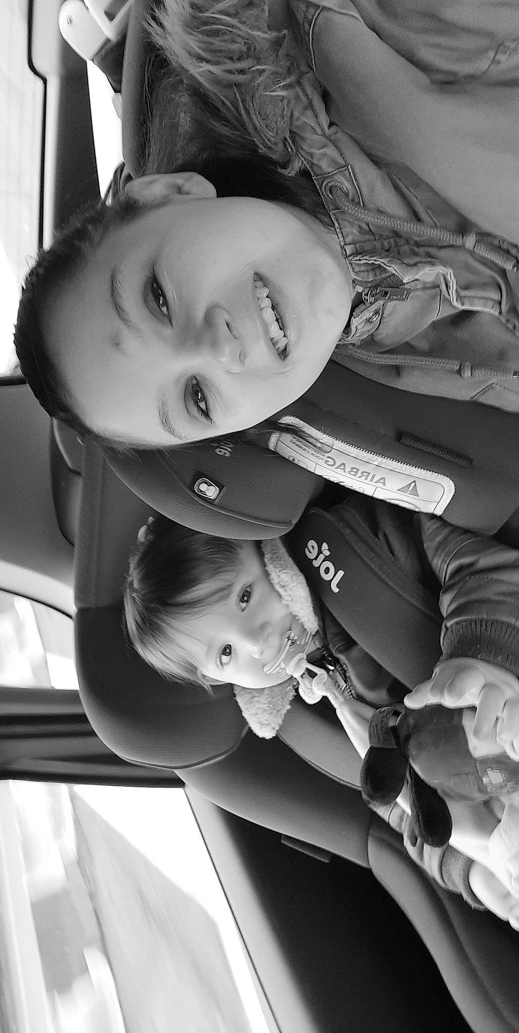 Owen-durez participe au concours pour gagner de l'argent avec cette photo : baby, child, eye, eyelash, happy, iris, joy, lip, love, mouth, nose, person, portrait_photography, selfie, style, toddler