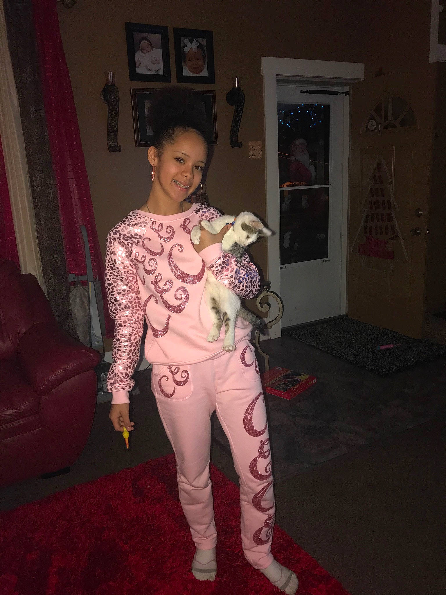 Ciara is registered to the contest to win money with this photo: design, human_leg, joy, leg, mehndi, pajamas, pattern, person, sleeve, under_exposed