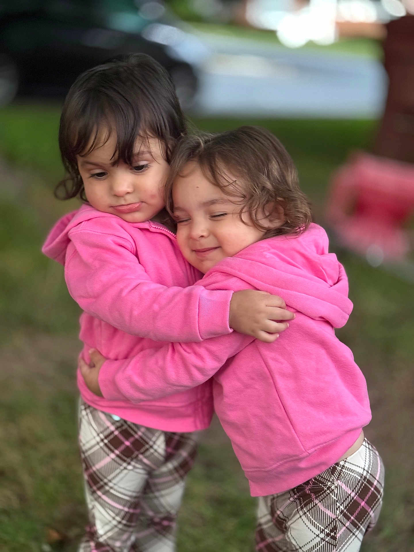 Anne E Alana