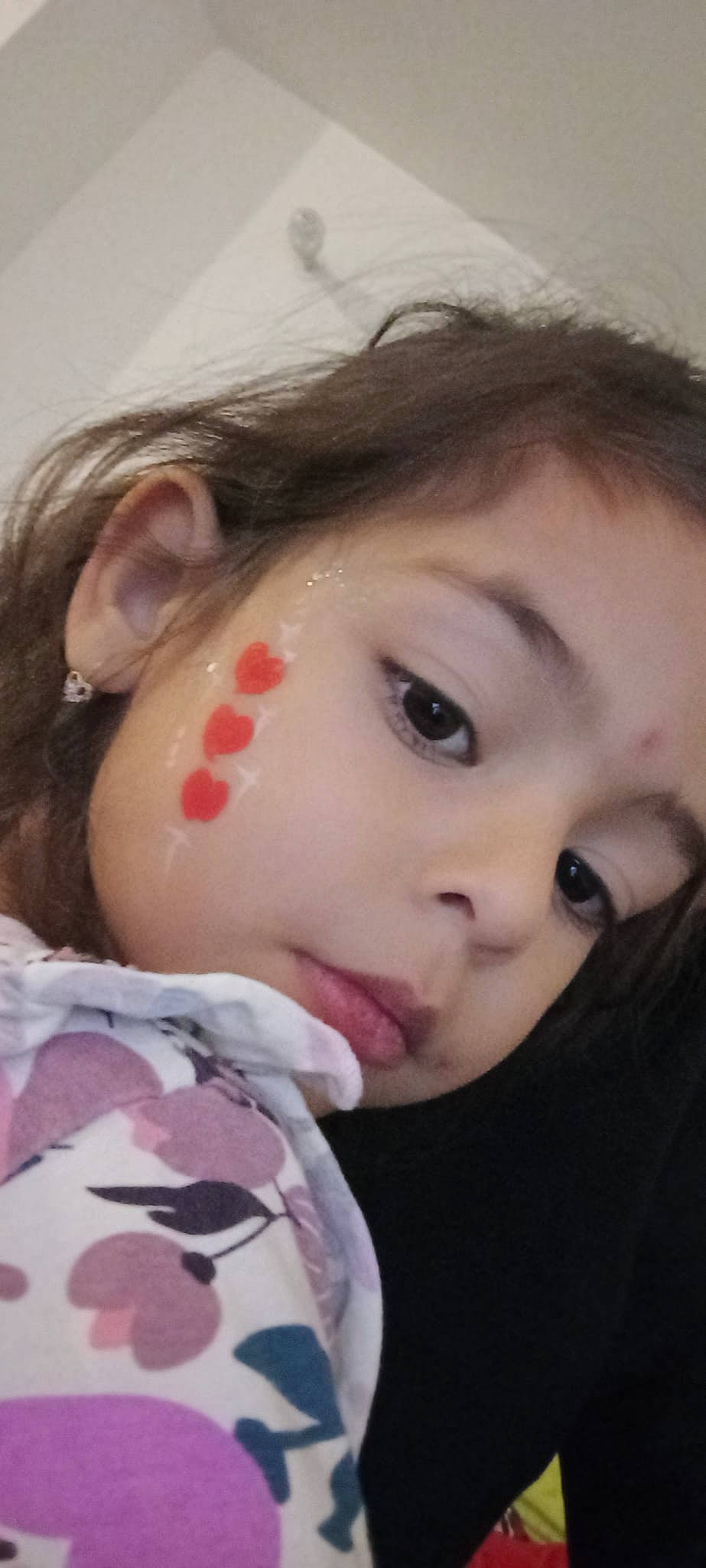 Alyssa a rejoint le concours — aidez-le/la à gagner de superbes lots ! cheek, chin, cool, ear, eye, eyebrow, eyelash, facial_expression, forehead, hairstyle, happy, headgear, human, iris, jaw, lip, mouth, neck, nose, person