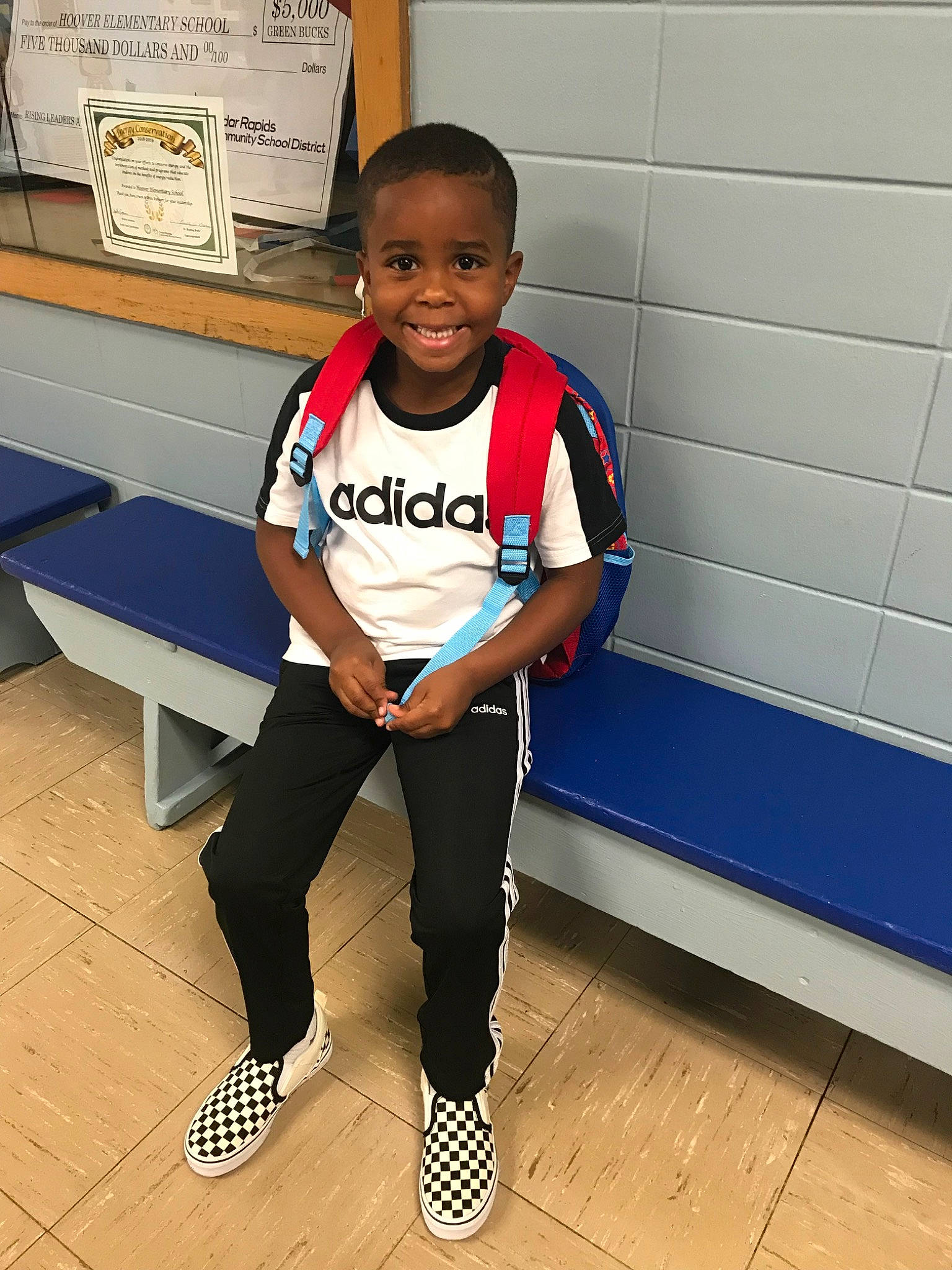 Kadyn is registered to the contest to win money with this photo: child, joy, person, t_shirt