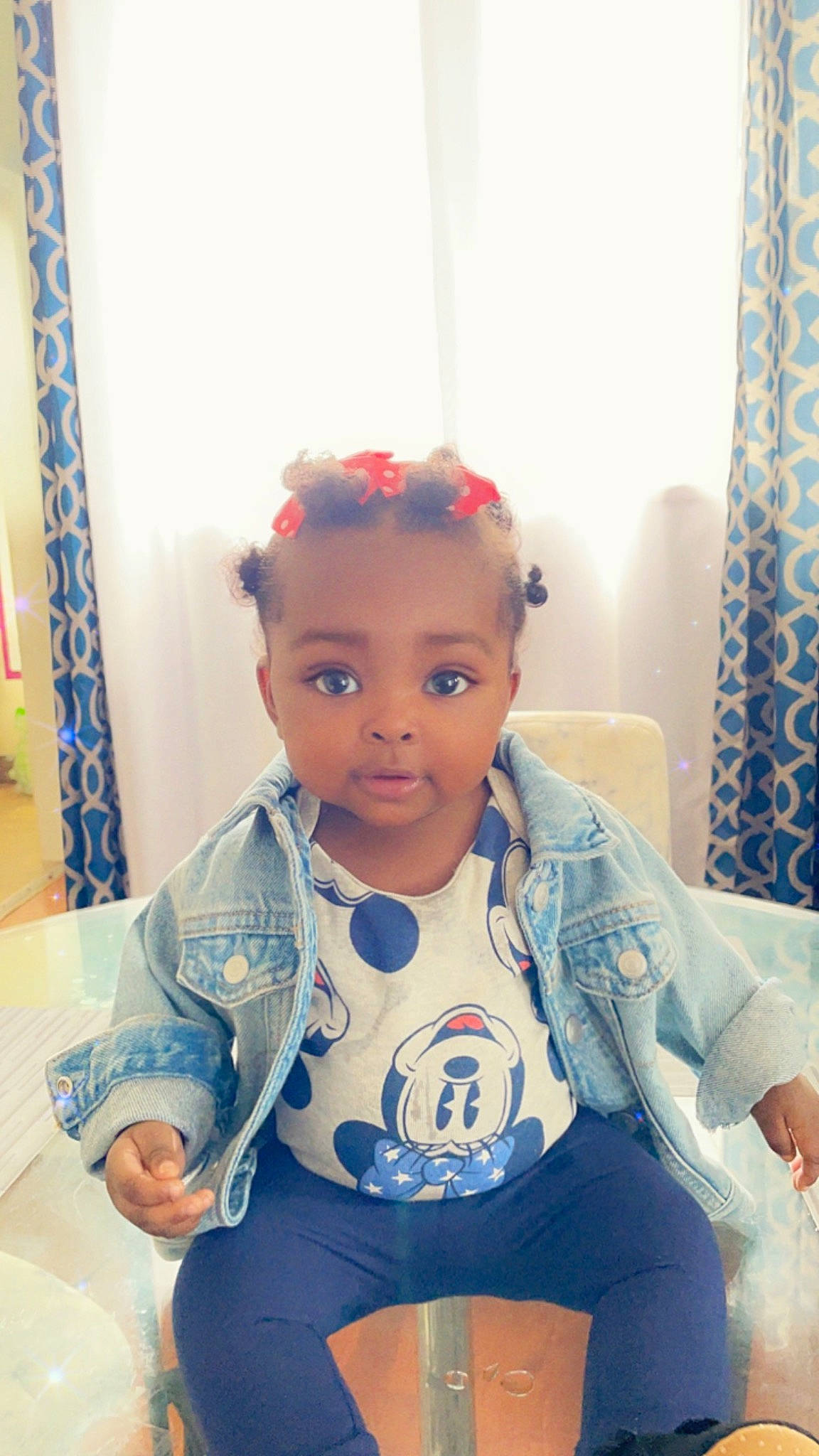 Harlem is registered to the contest to win money with this photo: baby, baby_toddler_clothing, cheek, chest, child, chin, curtain, electric_blue, eye, fashion_design, fun, hairstyle, happy, iris, person, skin, sleeve, t_shirt, thigh, toddler