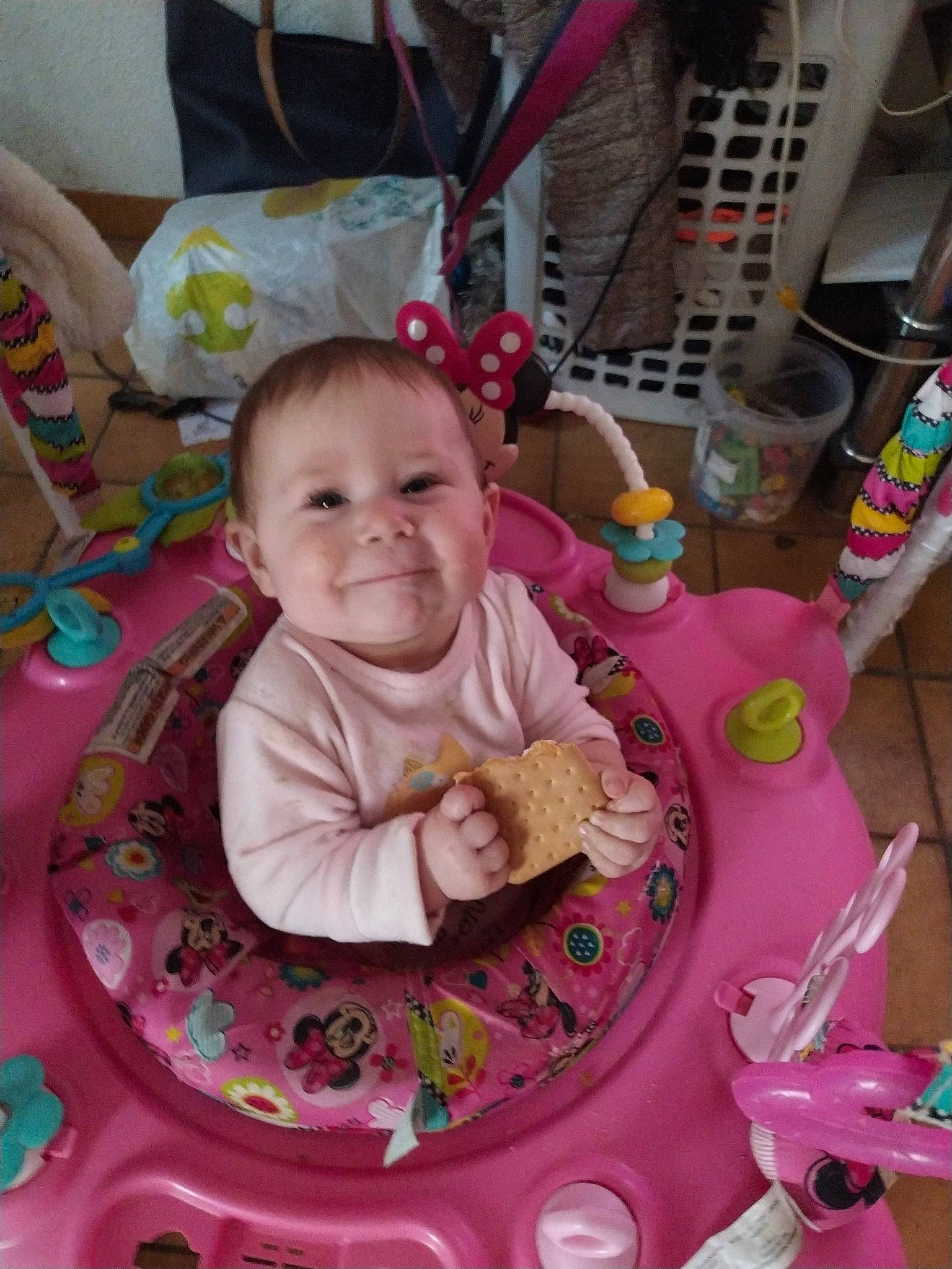 Juliana a rejoint le concours — aidez-le/la à gagner de superbes lots ! baby, baby_carriage, baby_products, baby_toddler_clothing, baby_toys, cheek, child, event, fun, happy, head, joy, magenta, person, pink, play, room, skin, smile, sweetness