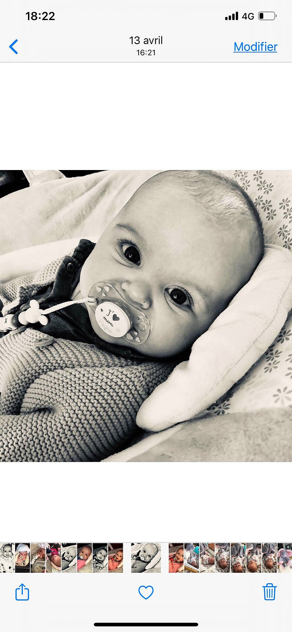 Margaux a rejoint le concours — aidez-le/la à gagner de superbes lots ! baby, black_and_white, cheek, child, nose, person, photograph, photography, portrait_photography, product, smile, snapshot, stock_photography, toddler