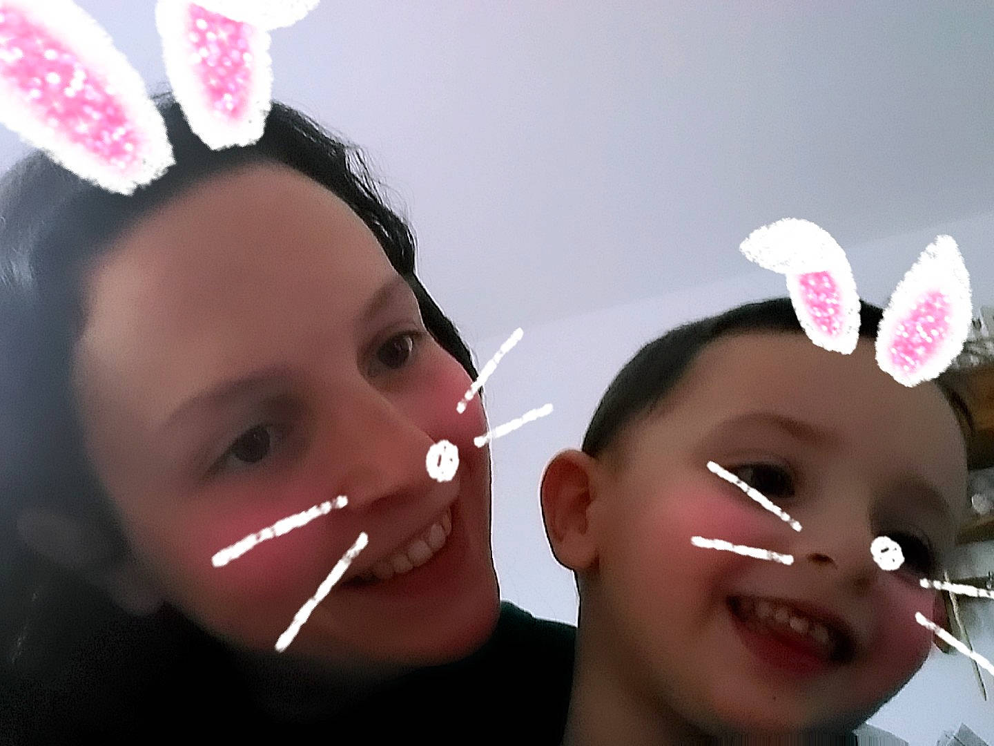 Nathan a rejoint le concours — aidez-le/la à gagner de superbes lots ! cheek, child, ear, eyebrow, eyelash, face, fashion_accessory, forehead, hair_accessory, head, headgear, headpiece, headwear, lip, nose, person, pink, skin, smile