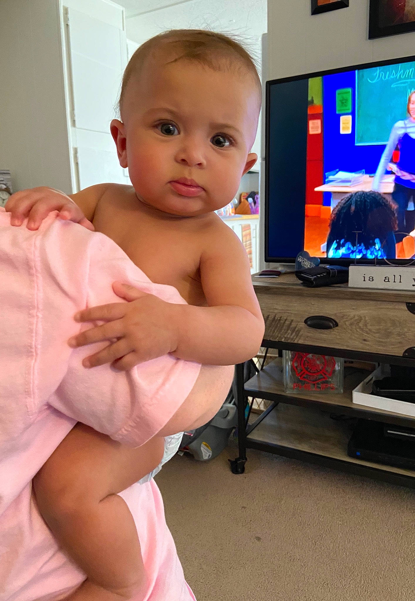 Sophia is registered to the contest to win money with this photo: abdomen, arm, baby, cheek, child, diaper, finger, head, leg, muscle, person, skin, thumb, toddler, trunk