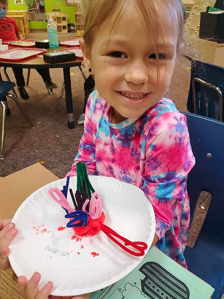 Emmarae joined the competition — help win amazing prizes! birthday, buttercream, cake, cake_decorating, carmine, chair, child, event, fun, happy, joy, person, pink, plate, smile, sugar_cake, sugar_paste, sweetness, t_shirt, table