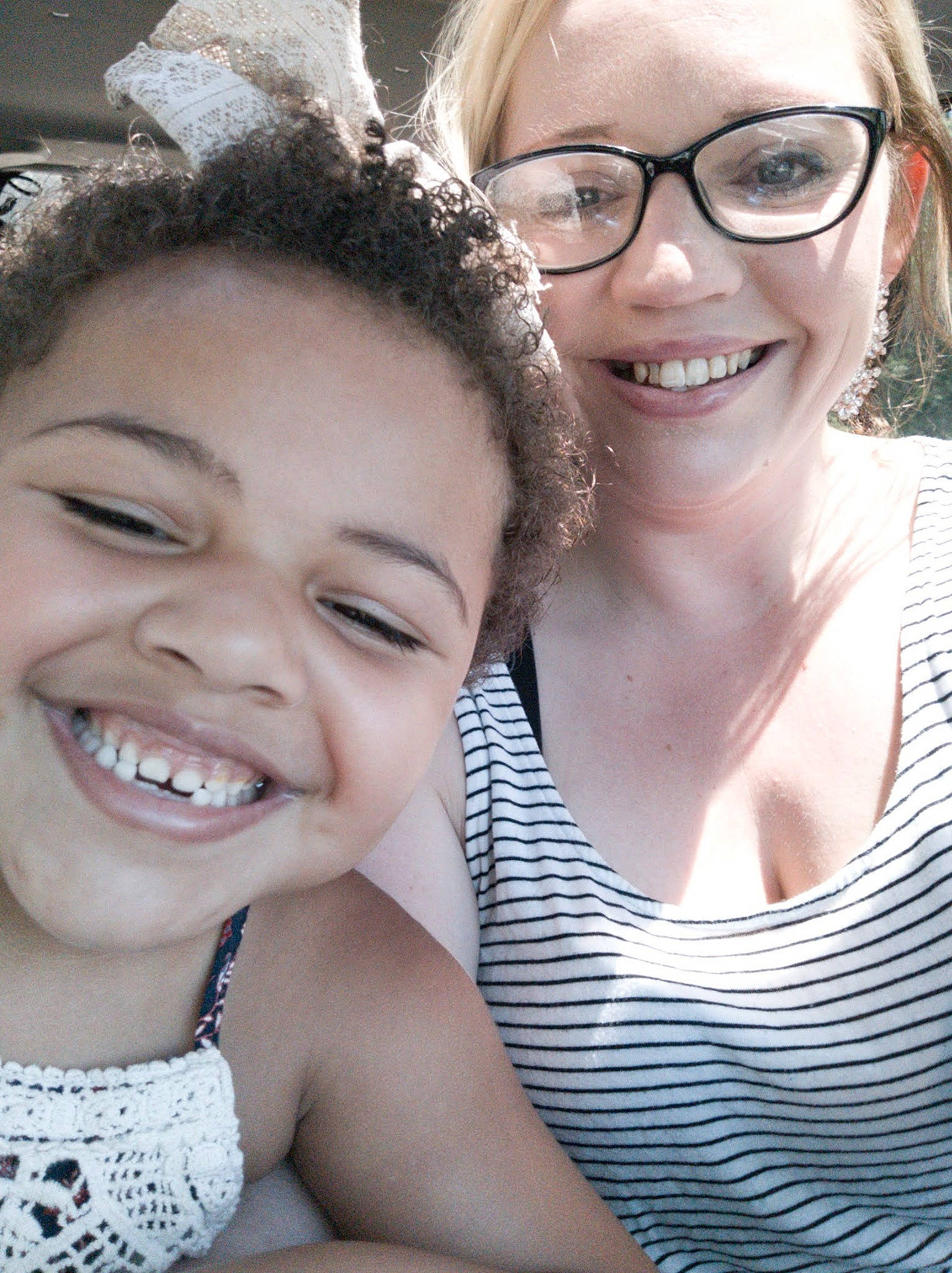 Ava is registered to the contest to win money with this photo: chin, eye, eyebrow, eyelash, face, flash_photography, glasses, hair, hairstyle, happy, head, iris, joy, lip, mouth, nose, organ, person, skin, smile