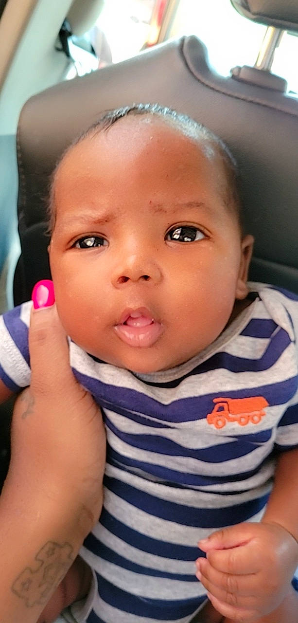 Amarii is registered to the contest to win money with this photo: baby, baby_toddler_clothing, cheek, chin, cool, ear, eye, eyebrow, eyelash, finger, gesture, hairstyle, iris, lip, mouth, neck, nose, person, pink, skin