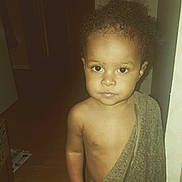 Keyron participe au concours pour gagner de l'argent avec cette photo :