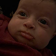 Lilly participe au concours pour gagner de l'argent avec cette photo : baby, infant, face, closeup, eyes, blanket, maroon, expression, skin, child, portrait, young, cute, indoors, person, head, hair, nose, mouth, soft