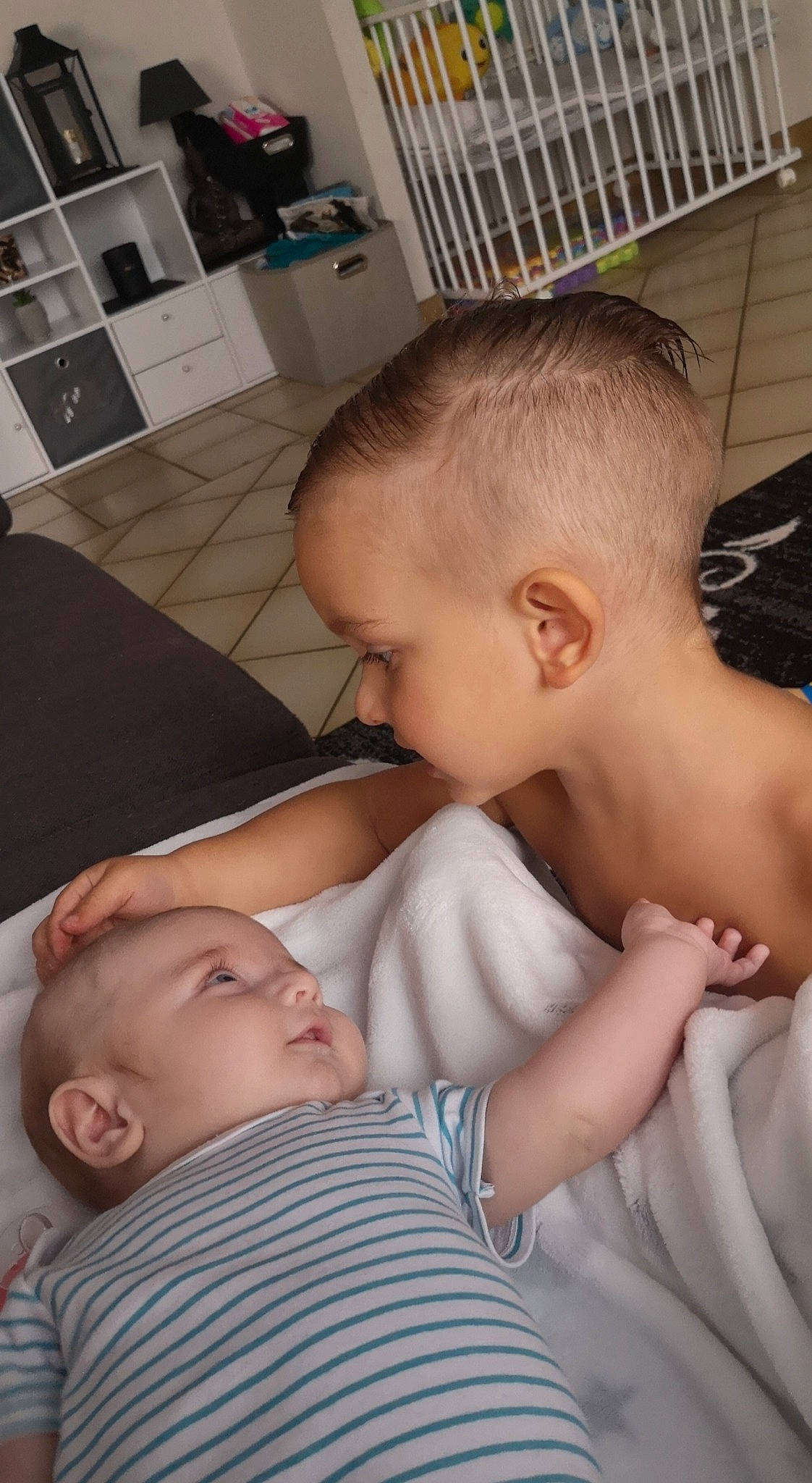 Leydaan a rejoint le concours — aidez-le/la à gagner de superbes lots ! baby, cheek, child, ear, eye, face, forehead, neck, nose, person, skin, toddler