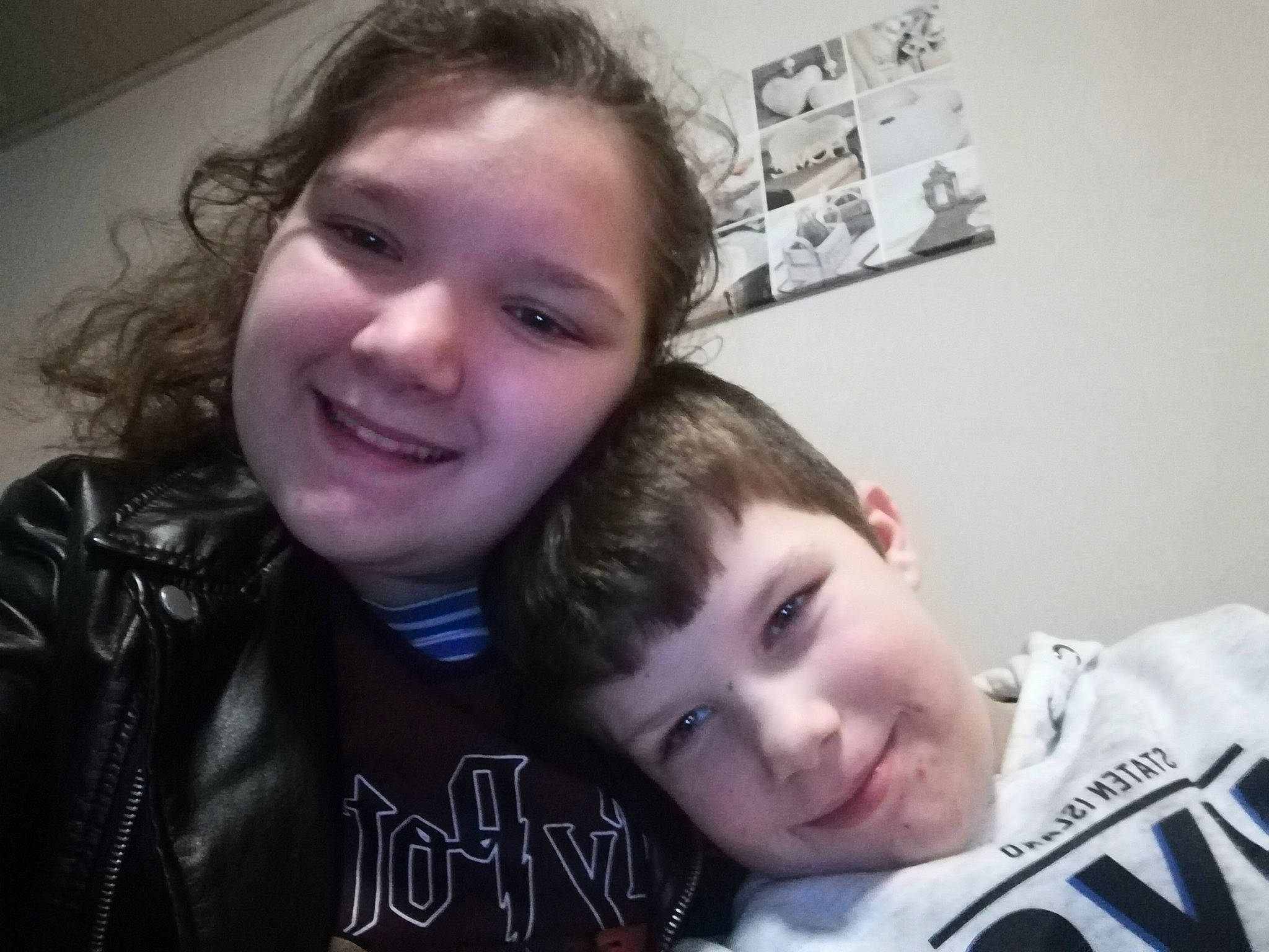 Amandine participe au concours pour gagner de l'argent avec cette photo : cheek, child, face, forehead, fun, happy, head, joy, love, nose, person, photography, selfie, smile, toddler