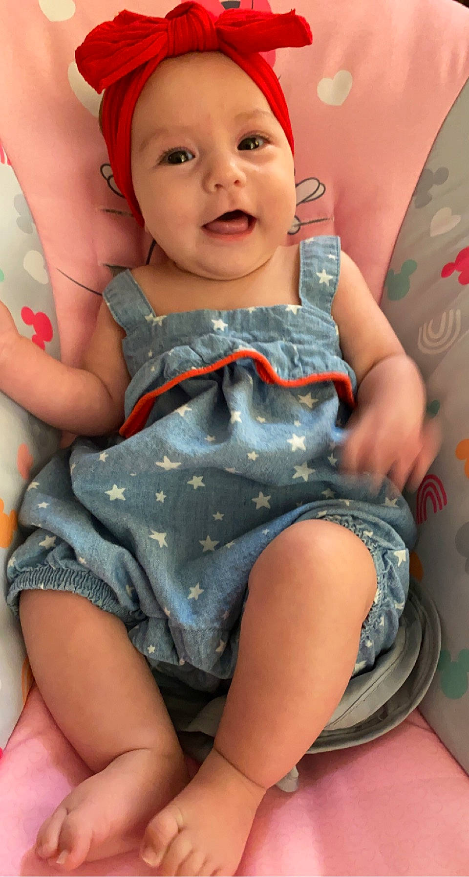 Vivianna is registered to the contest to win money with this photo: baby_toddler_clothing, comfort, dress, facial_expression, hairstyle, hand, happy, head, headwear, human, human_body, jeans, leg, mouth, muscle, neck, organ, person, product, skin