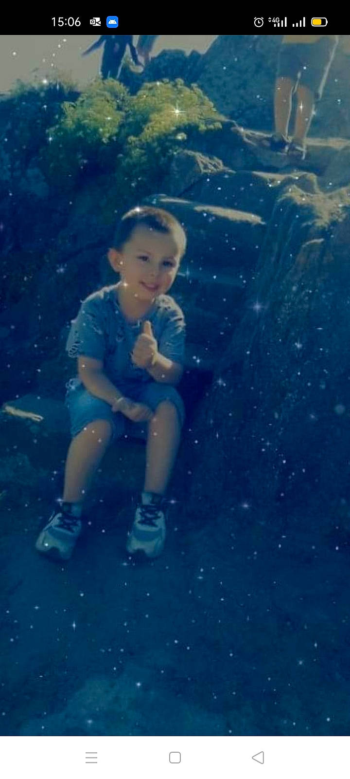 Lucenzo a rejoint le concours — aidez-le/la à gagner de superbes lots ! aqua, azure, child, electric_blue, flash_photography, fun, grass, happy, joy, leisure, meteorological_phenomenon, ocean, people_in_nature, person, recreation, reflection, shorts, sky, toddler, underwater