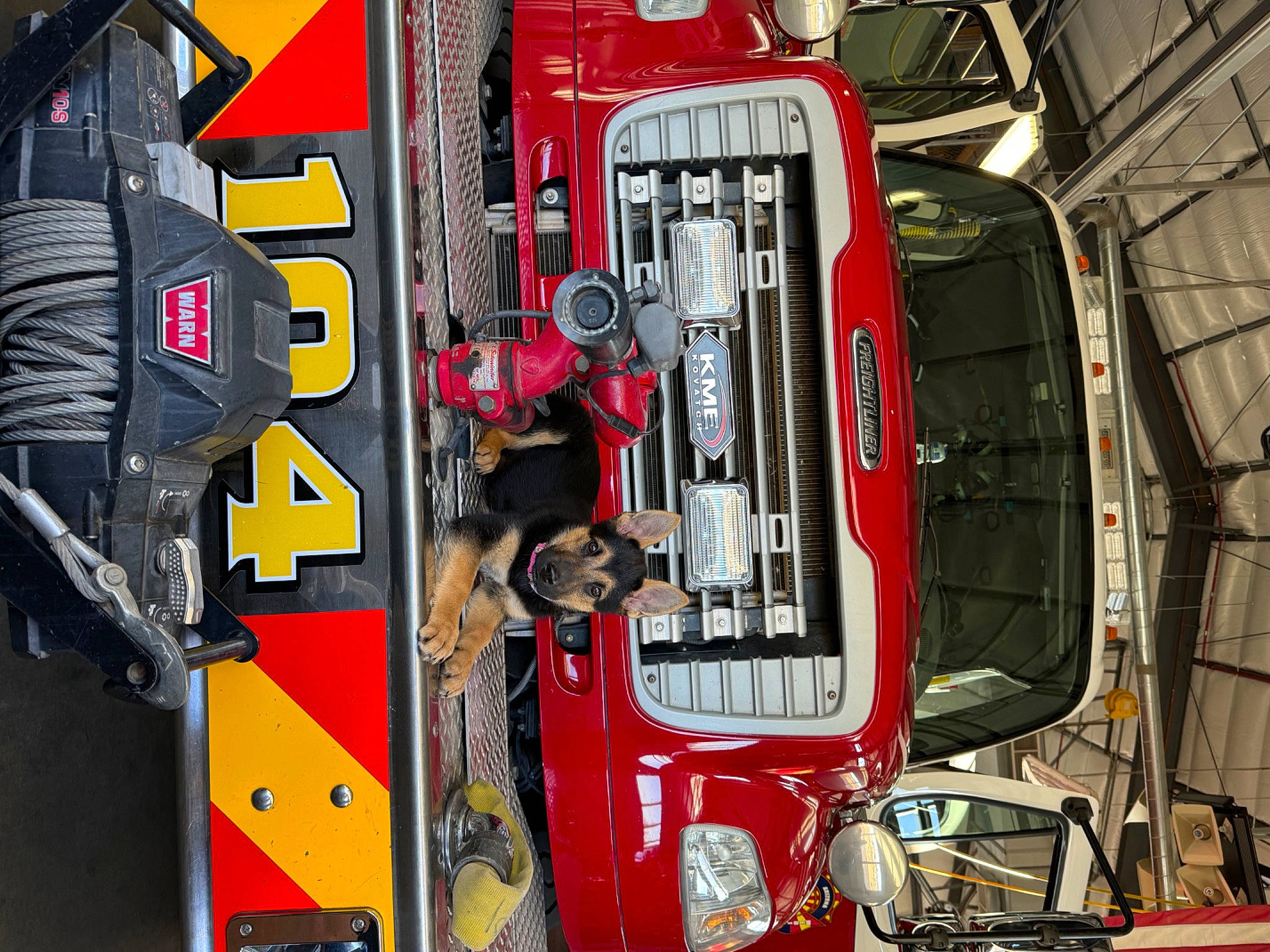 Shiloh is registered to the contest to win money with this photo: auto_part, automotive_design, automotive_exterior, automotive_lighting, automotive_parking_light, automotive_tail_brake_light, automotive_tire, automotive_wheel_system, bumper, bus, car, engineering, hood, machine, mode_of_transport, motor_vehicle, tire, vehicle, vehicle_door, wheel