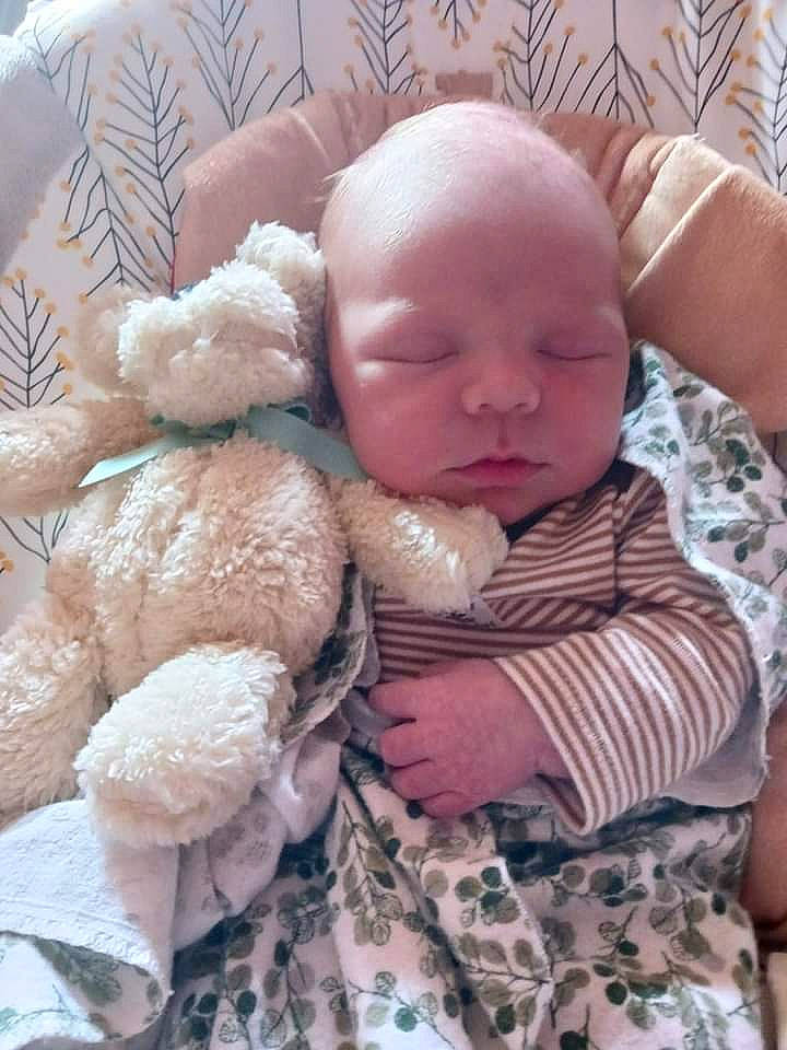 Anakin is registered to the contest to win money with this photo: baby, baby_products, baby_sleeping, baby_toddler_clothing, cheek, child, comfort, ear, finger, fur, head, iris, linens, nose, person, sitting, skin, sleeve, textile, toddler