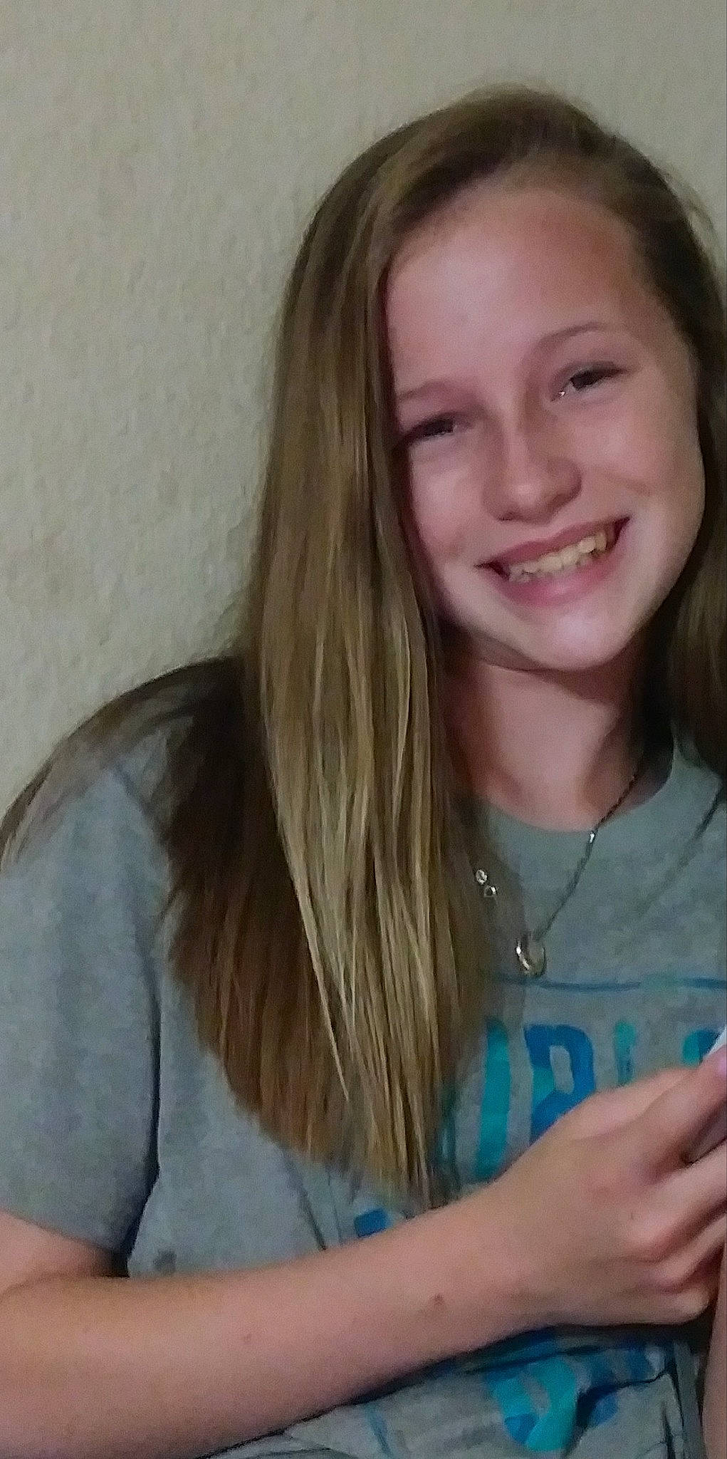 Cheyanne is registered to the contest to win money with this photo: blond, brown_hair, cheek, chin, eyebrow, face, facial_expression, forehead, fun, hair, hairstyle, iris, jaw, joy, lip, long_hair, mouth, nose, person, smile