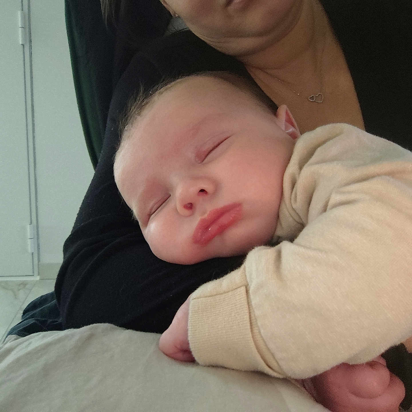 Ayden participe au concours pour gagner de l'argent avec cette photo : arm, baby, child, closeup, clothing, comfort, cuddle, face, human, indoor, infant, nap, newborn, peaceful, person, portrait, rest, skin, sleeping, soft