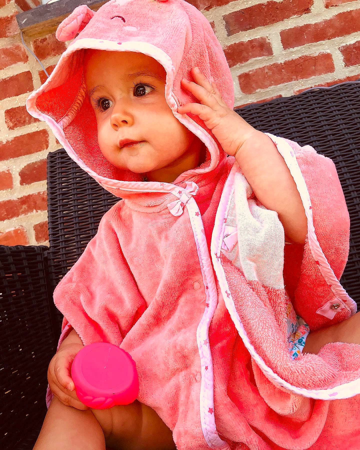 Maddy participe au concours pour gagner de l'argent avec cette photo : baby, baby_toddler_clothing, cheek, clothing, collar, eye, face, head, headgear, headwear, jacket, lip, mouth, nose, outerwear, person, pink, red, skin, sleeve