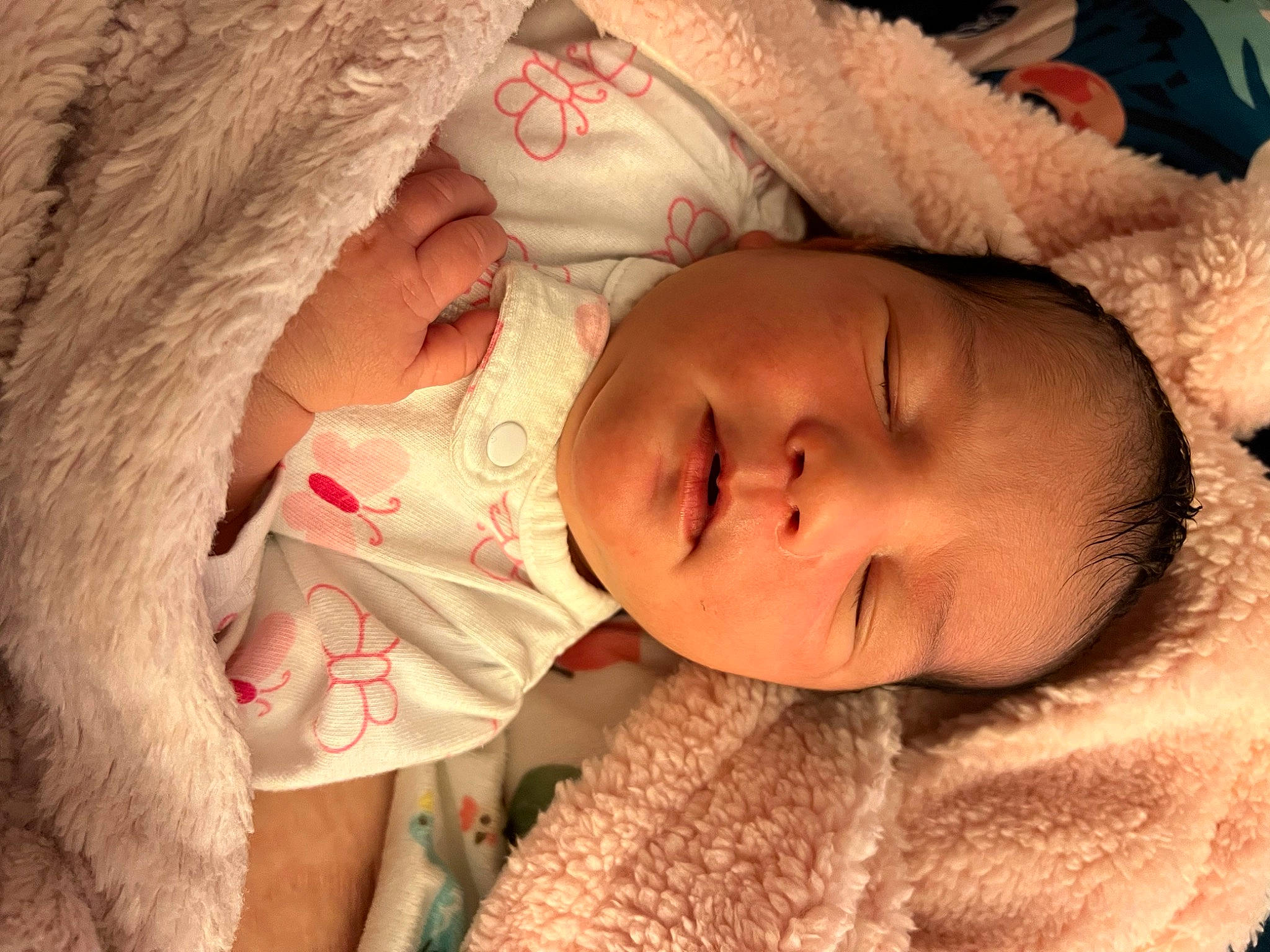 Kahlie is registered to the contest to win money with this photo: baby, cheek, chin, comfort, ear, eye, eyebrow, eyelash, face, facial_expression, head, headgear, human_body, iris, lip, mammal, mouth, nose, person, skin