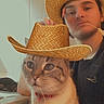 Mia a rejoint le concours — aidez-le/la à gagner de superbes lots ! animal, casual_clothing, cat, cowboy_hat, digital_filter, expression, face, funny, hat, indoor, person, pet, photo_app, portrait, screen_capture, selfie, social_media, technology, wheat_stalk, young_adult