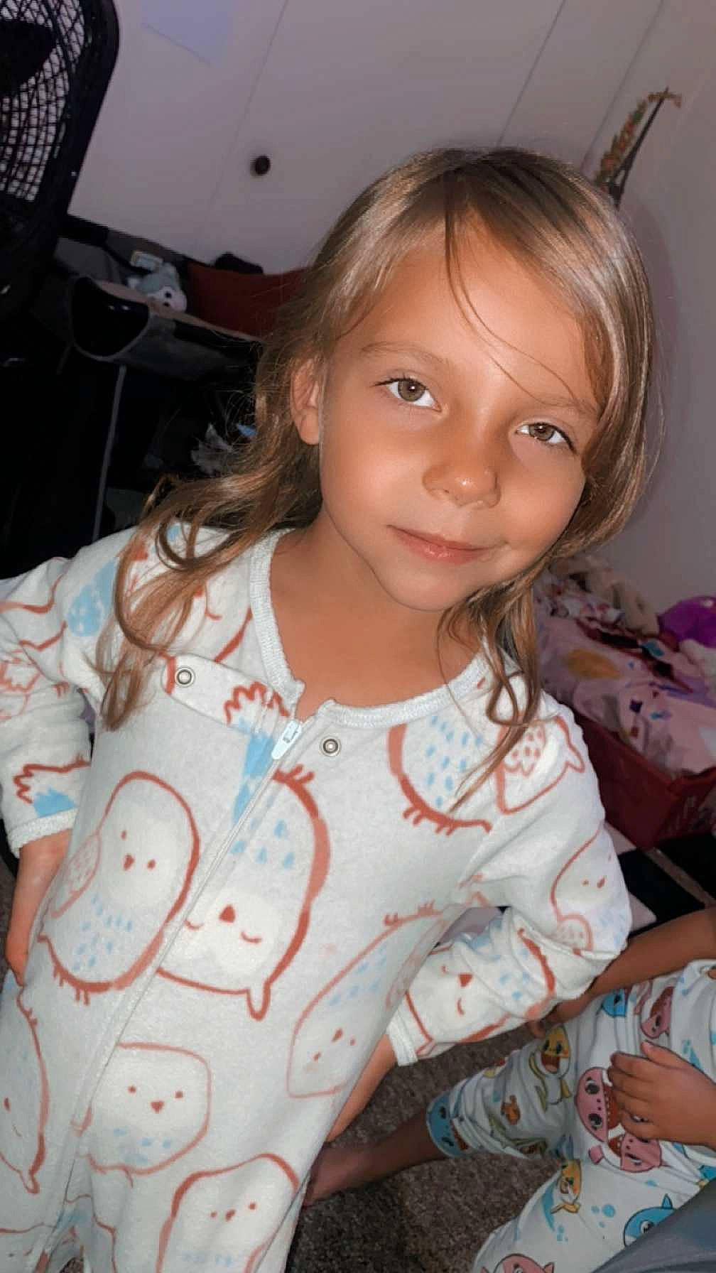 Laylony is registered to the contest to win money with this photo: baby_toddler_clothing, cheek, child, eye, eyelash, face, fun, hair, hairstyle, happy, head, iris, joy, nose, organ, person, pink, skin, sleeve, smile