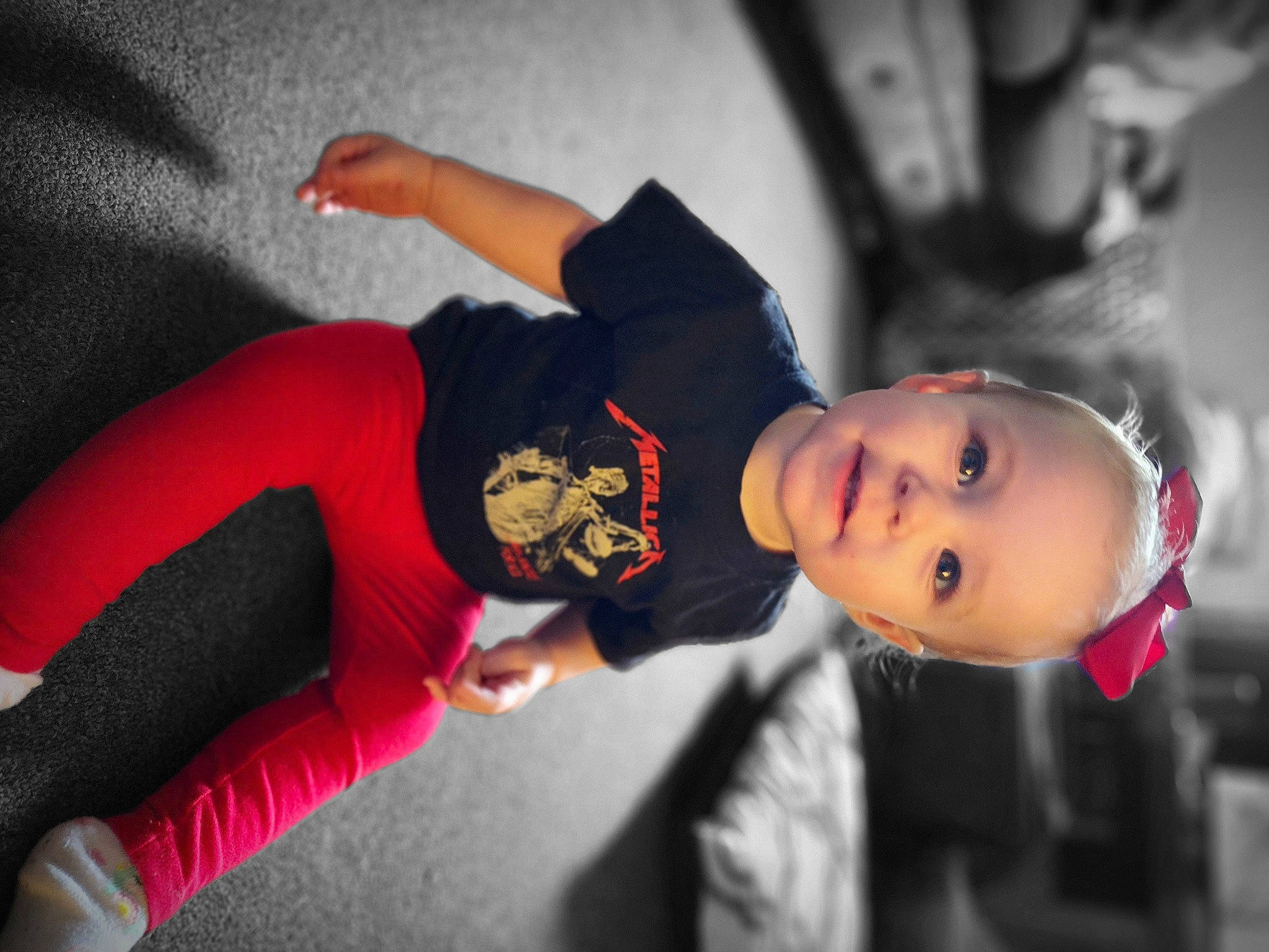 Mykenzeigh is registered to the contest to win money with this photo: baby, carmine, child, elbow, event, flash_photography, fun, happy, human_leg, knee, person, portrait_photography, room, sleeve, smile, sportswear, t_shirt, thigh, toddler, tree