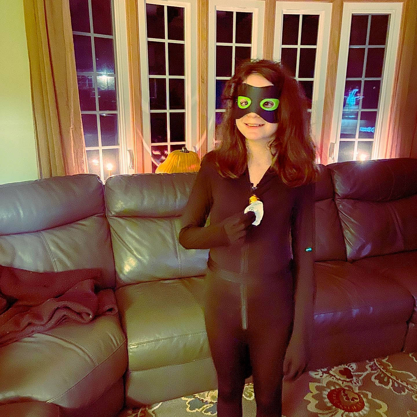 Katelyn is registered to the contest to win money with this photo: caramel_color, couch, furniture, glasses, joy, leg, long_hair, person, room, selfie, thigh