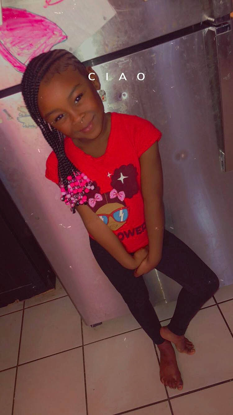 T'Asia joined the competition — help win amazing prizes! black_hair, flash_photography, fun, human_body, human_leg, joint, joy, knee, leg, leisure, lip, long_hair, magenta, mouth, person, pink, sandal, shoulder, smile, standing