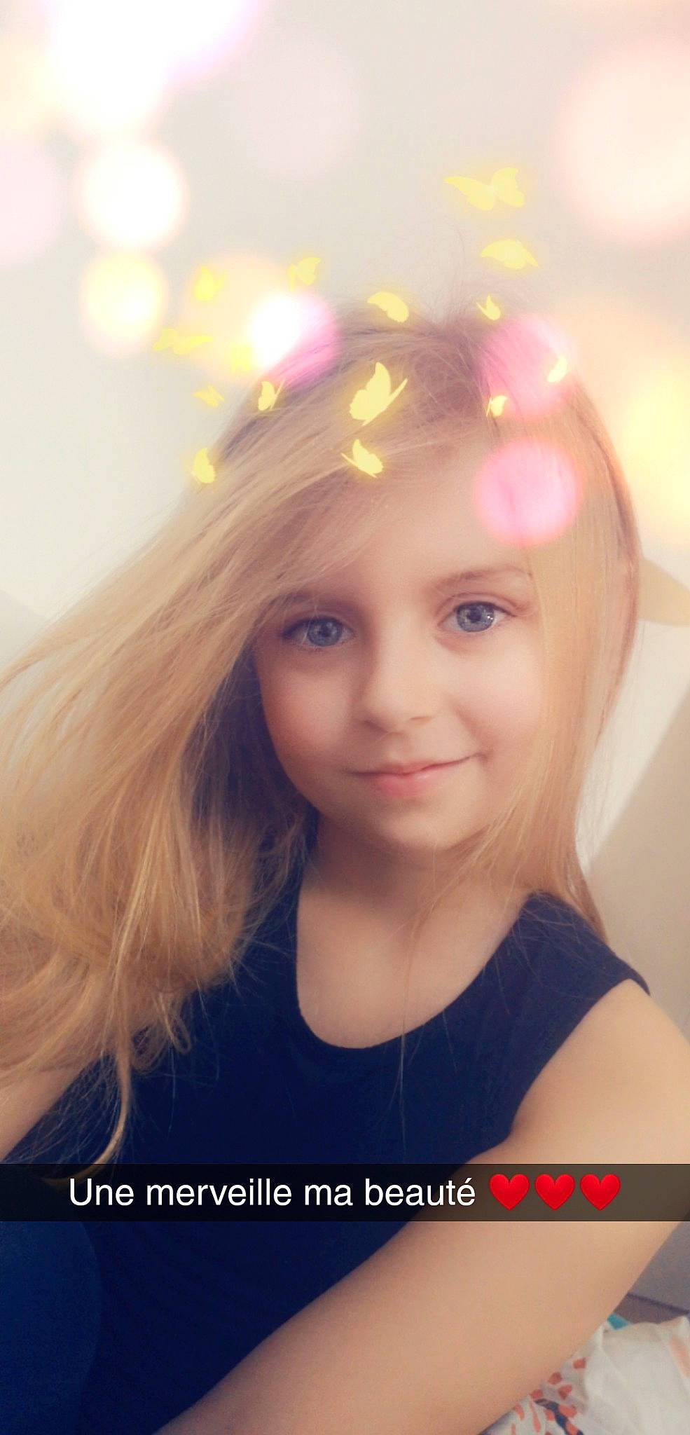 Lenna a rejoint le concours — aidez-le/la à gagner de superbes lots ! beauty, blond, brown_hair, cheek, child_model, ear, eyebrow, face, forehead, girl, hair_accessory, hair_coloring, hairstyle, headband, headgear, headpiece, human_hair_color, lip, long_hair, person