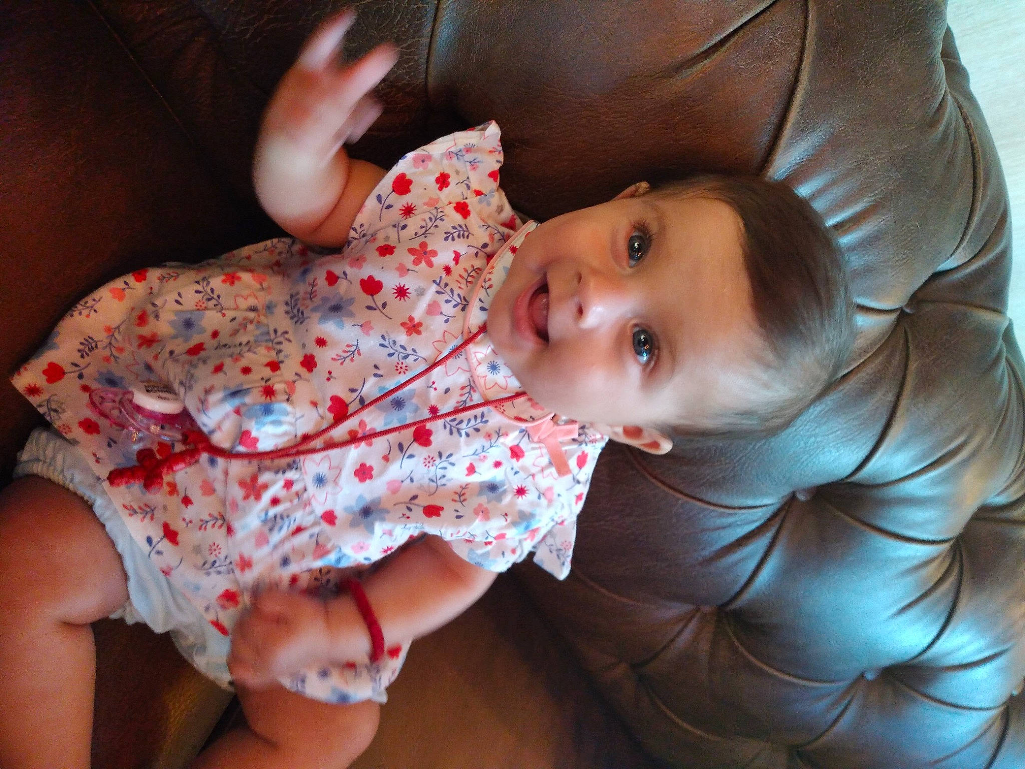 Emma Charlotte participe au concours pour gagner de l'argent avec cette photo : baby, baby_toddler_clothing, cheek, comfort, dress, eye, happy, head, human_body, iris, lip, mammal, mouth, nose, orange, person, skin, sleeve, smile, textile