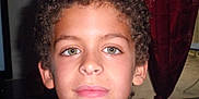 Ronnie participe au concours pour gagner de l'argent avec cette photo :