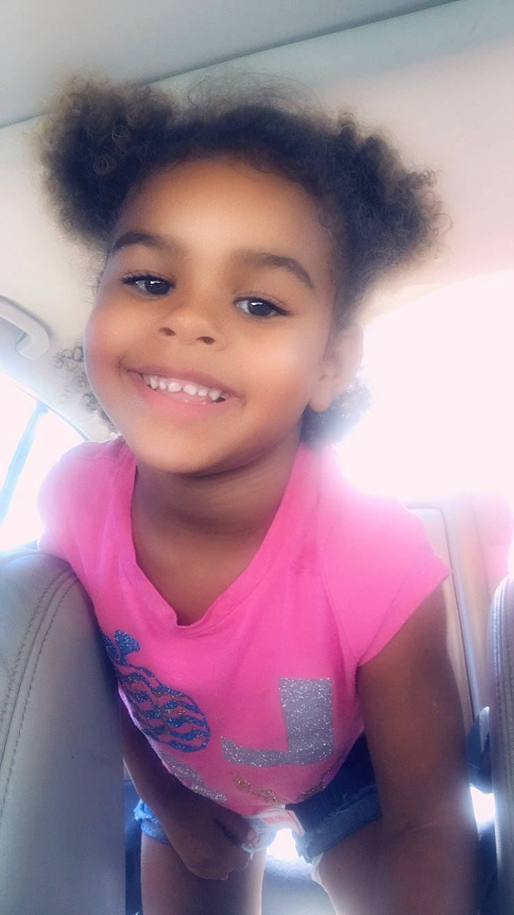 Crimson is registered to the contest to win money with this photo: afro, beauty, black_hair, cheek, child, child_model, chin, eyebrow, face, forehead, fun, hair, hairstyle, happy, head, joy, lady, lip, nose, person