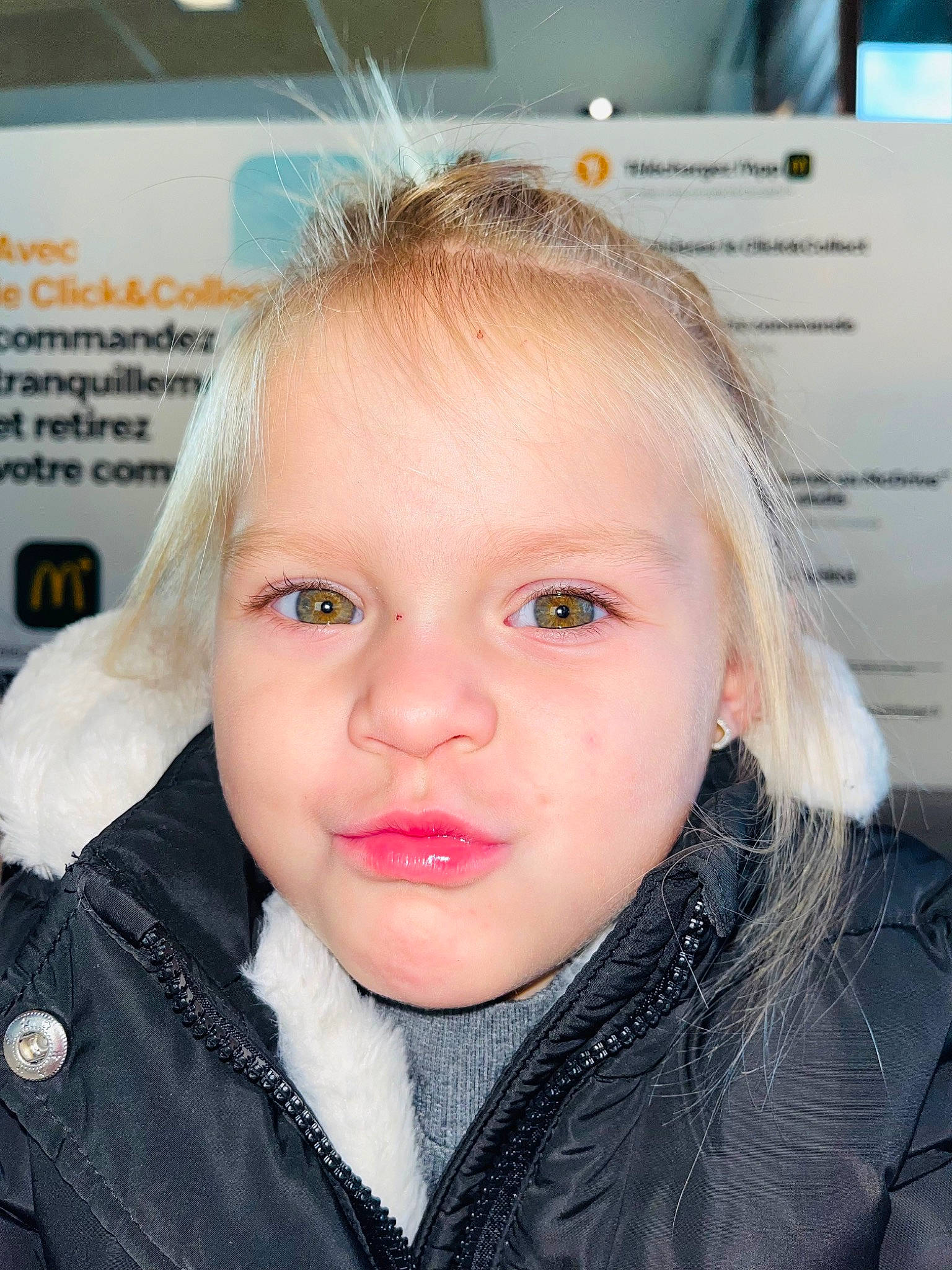 Djezy participe au concours pour gagner de l'argent avec cette photo : cheek, chin, cool, ear, eyebrow, eyelash, hair, hairstyle, happy, iris, jacket, jaw, lip, material_property, mouth, neck, nose, person, skin, street_fashion