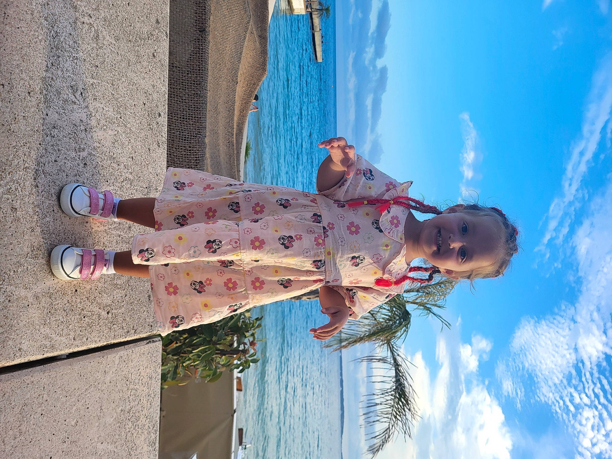 Ensley Kapllanaj participe au concours pour gagner de l'argent avec cette photo : beauty, blue, child, cloud, foot, fun, happy, human_leg, joy, leisure, pattern, people_in_nature, person, sky, travel, visual_arts, walking, water, wood