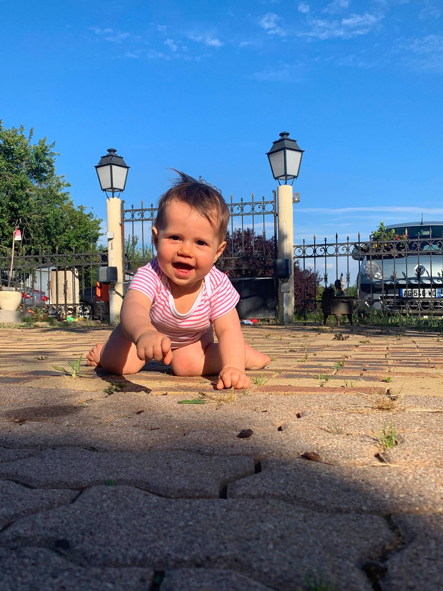 Aëlys a rejoint le concours — aidez-le/la à gagner de superbes lots ! beach, child, leisure, lighting, person, play, recreation, sand, sky, summer, toddler, tourism, vacation, water