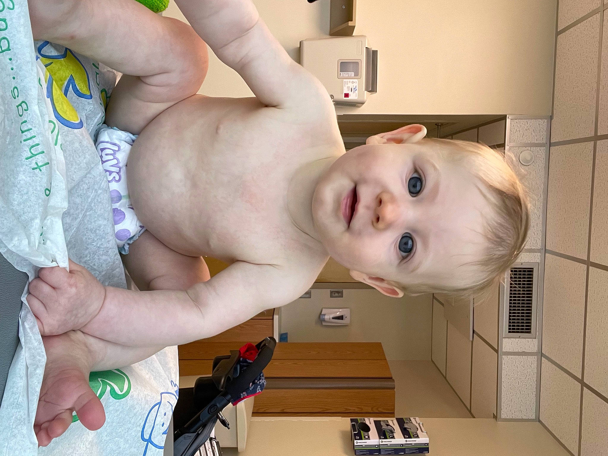 Braylon is registered to the contest to win money with this photo: abdomen, baby, baby_products, baby_toddler_clothing, cheek, chest, child, eye, finger, hand, joy, mouth, muscle, organ, person, product, skin, smile, stomach, thumb