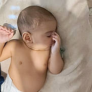 Hayden participe au concours pour gagner de l'argent avec cette photo : baby, sleeping, diaper, blanket, infant, child, peaceful, soft, skin, hand, face, rest, bedtime, cute, relaxed, young, portrait, napping, indoors, toddler